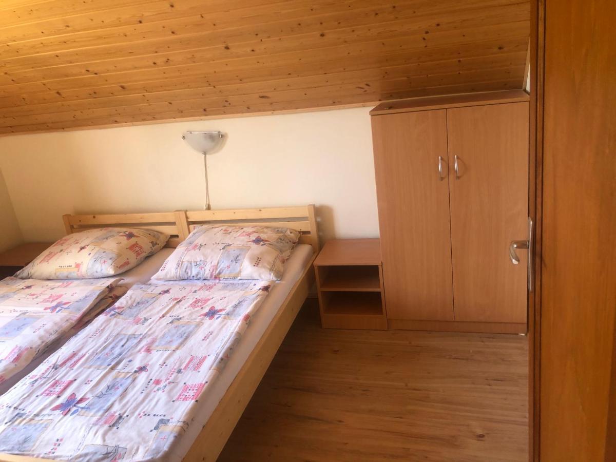 Zalakarosi Egerfa Nyaralohaz Foeldszinti Es Emeleti Apartman 외부 사진