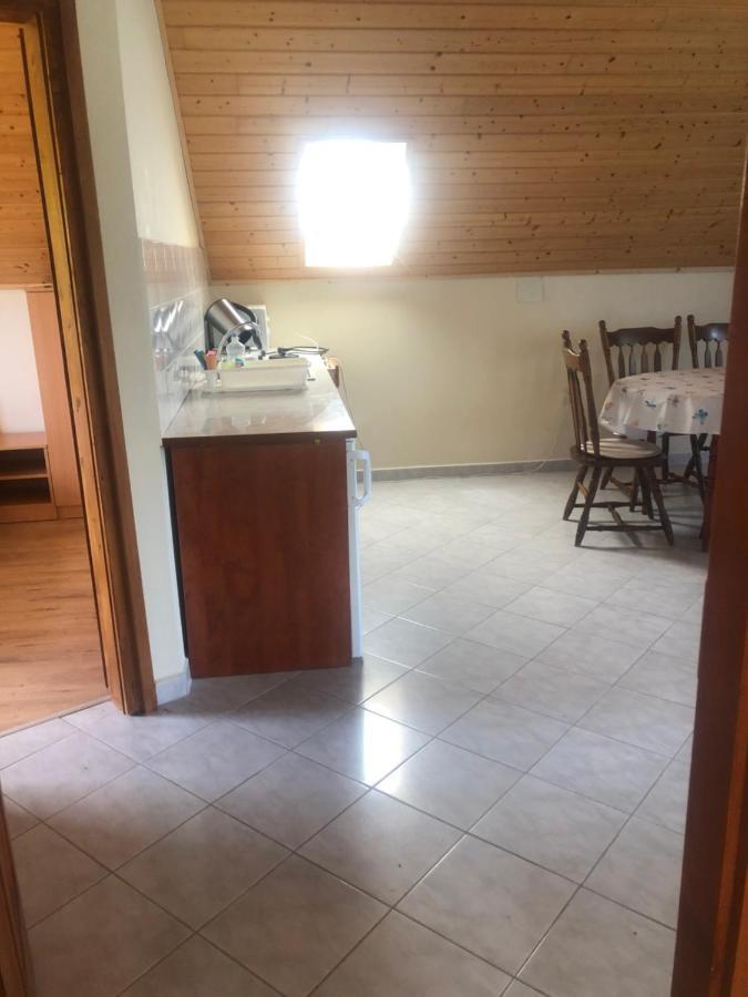 Zalakarosi Egerfa Nyaralohaz Foeldszinti Es Emeleti Apartman 외부 사진